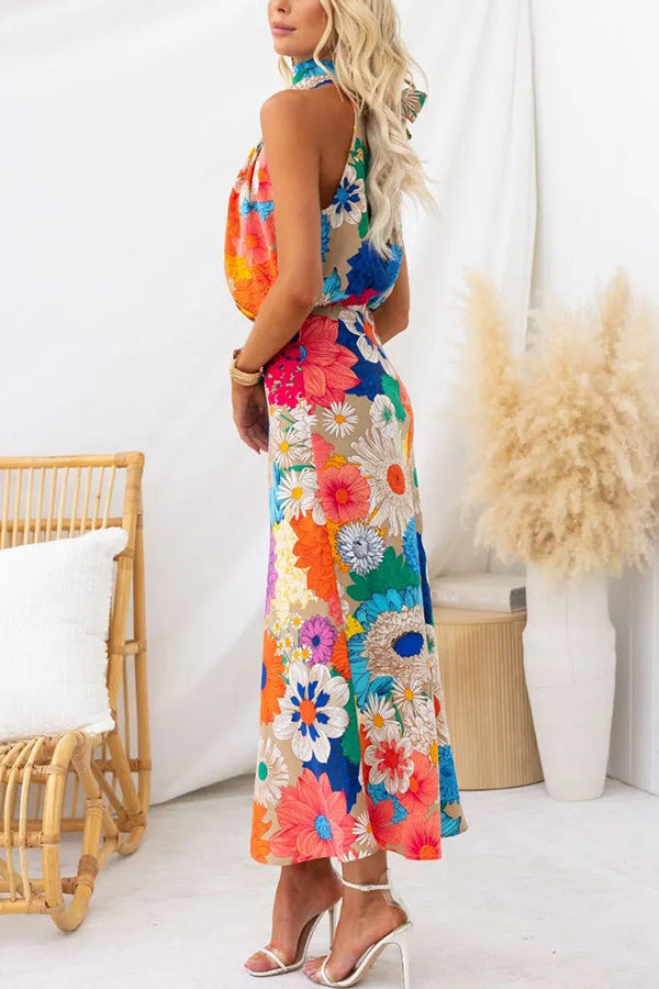 Land of Beauty Print Halter Neck Elastic Waist Party Maxi Dress