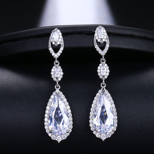 Elegant Crystal Drop Earrings