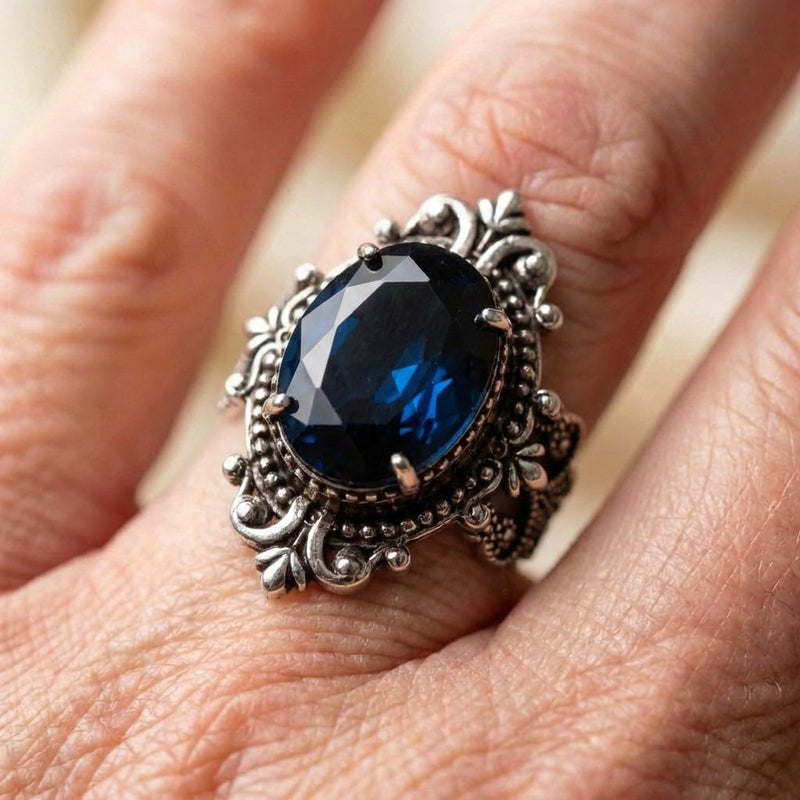 Vintage Dark Blue Stone Ring