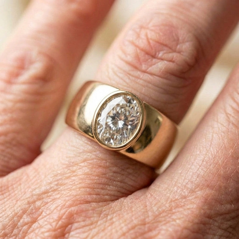 Vintage Inlaid Round Glass Gold Ring