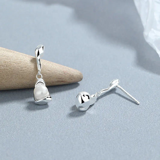 Classic Pearl Earrings