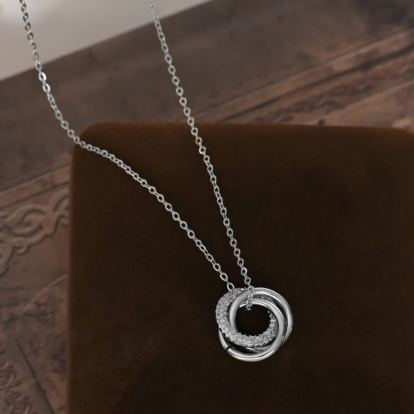 Classic Silver Circle Necklace