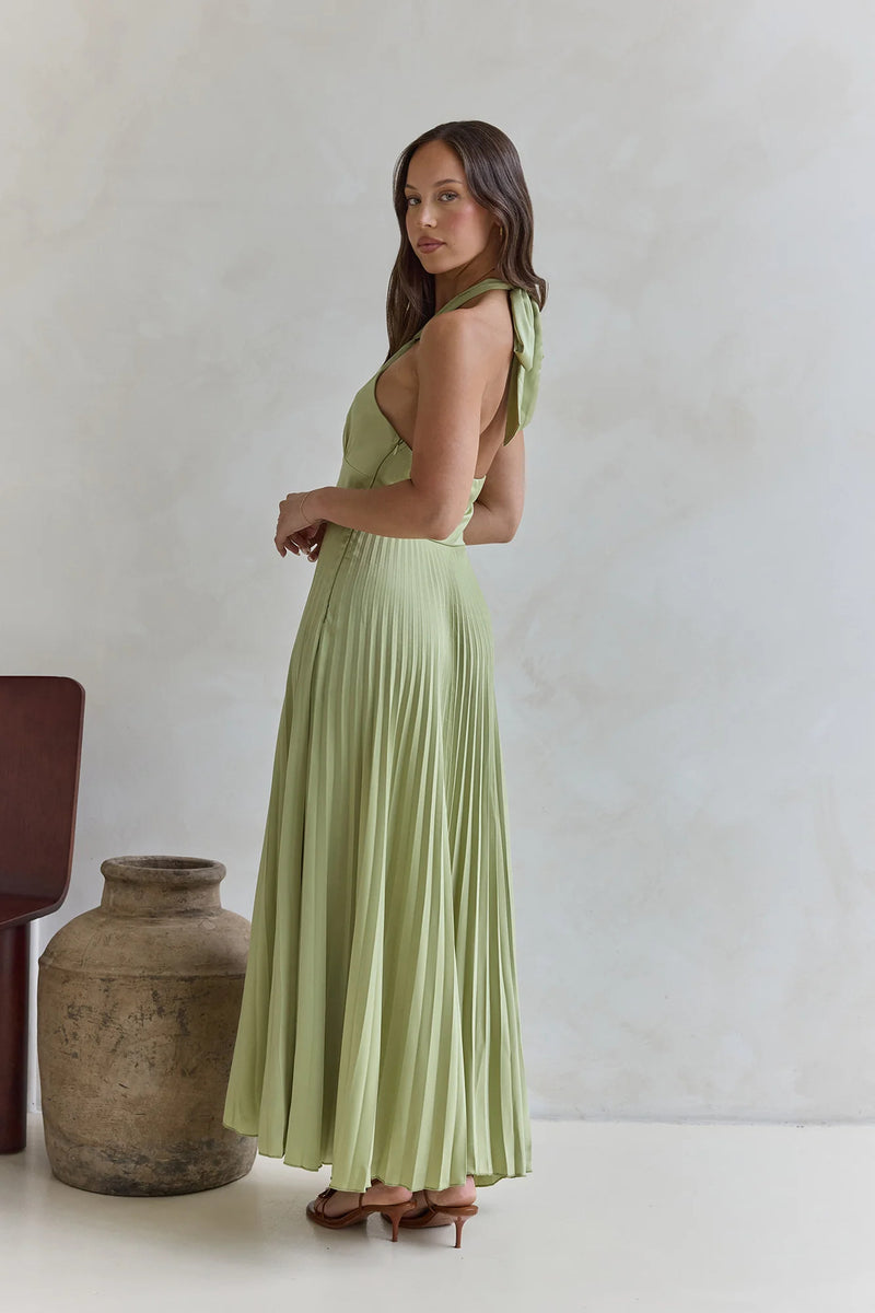 Color Halter Neck Hollowed-out Pleated Holiday Maxi Dress