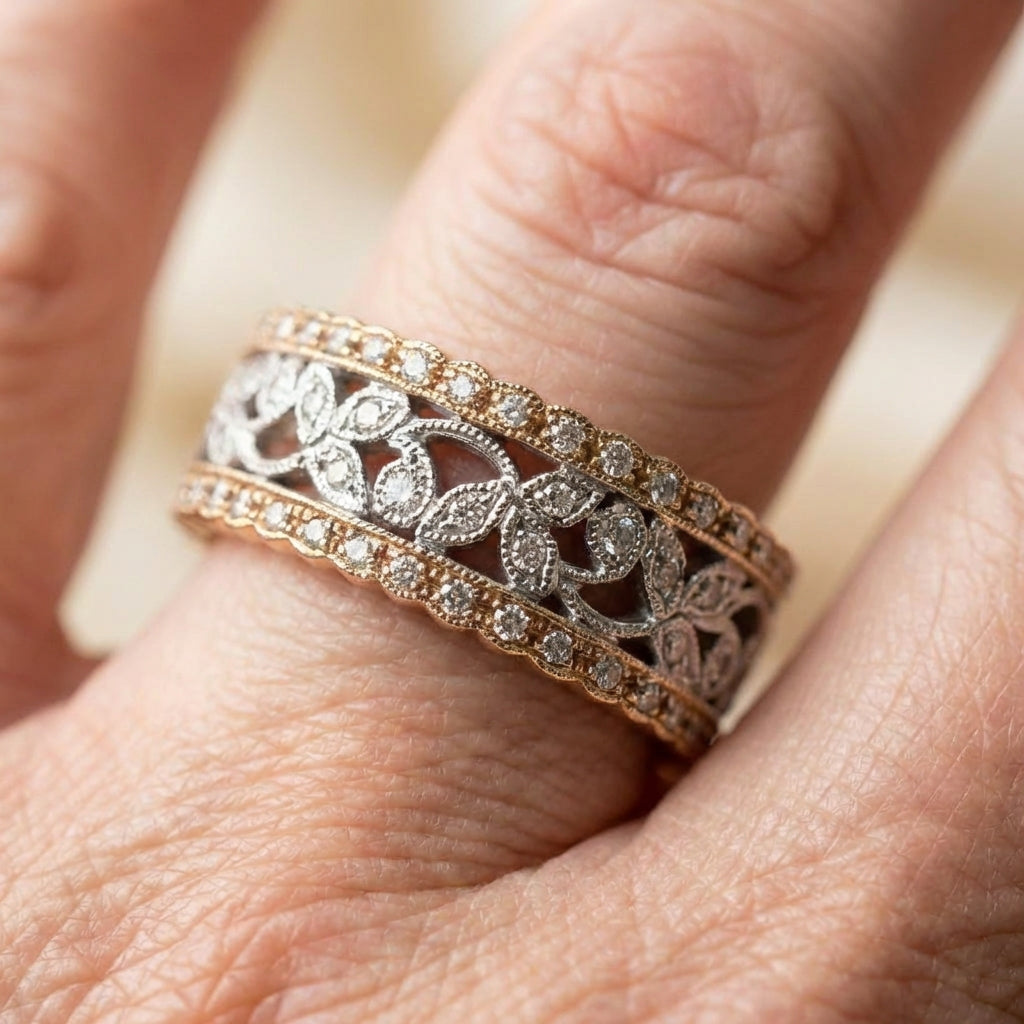 Vintage Hollow Brilliance Ring
