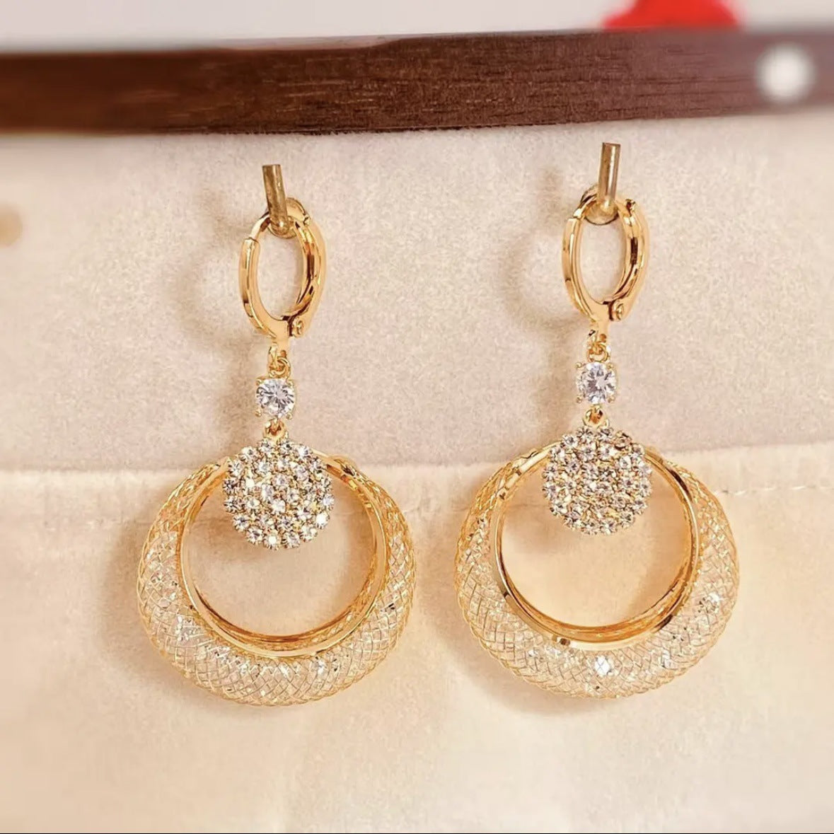 Elegant Gold Drop Earrings