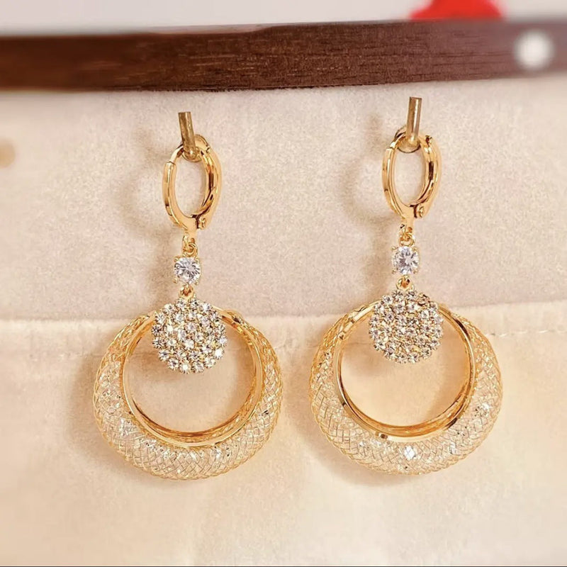 Elegant Gold Drop Earrings