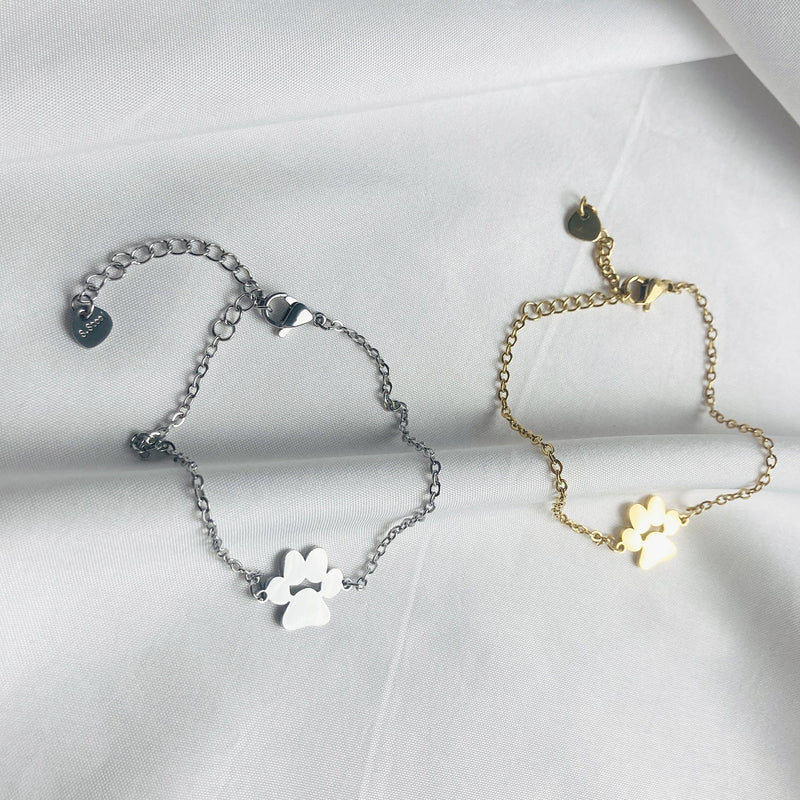 Delicate Paw Charm Bracelet