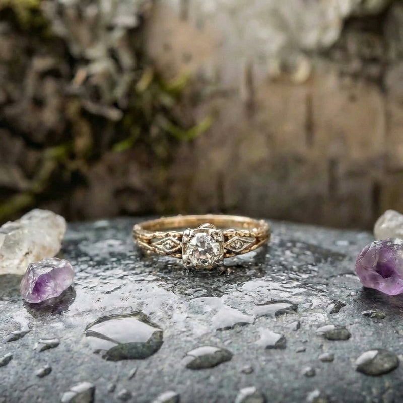 Vintage Zirconia Fine Gold Ring
