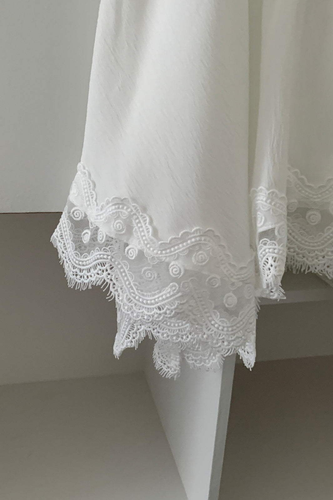 Fashionable Asymmetrical Lace Panel Midi Skirt