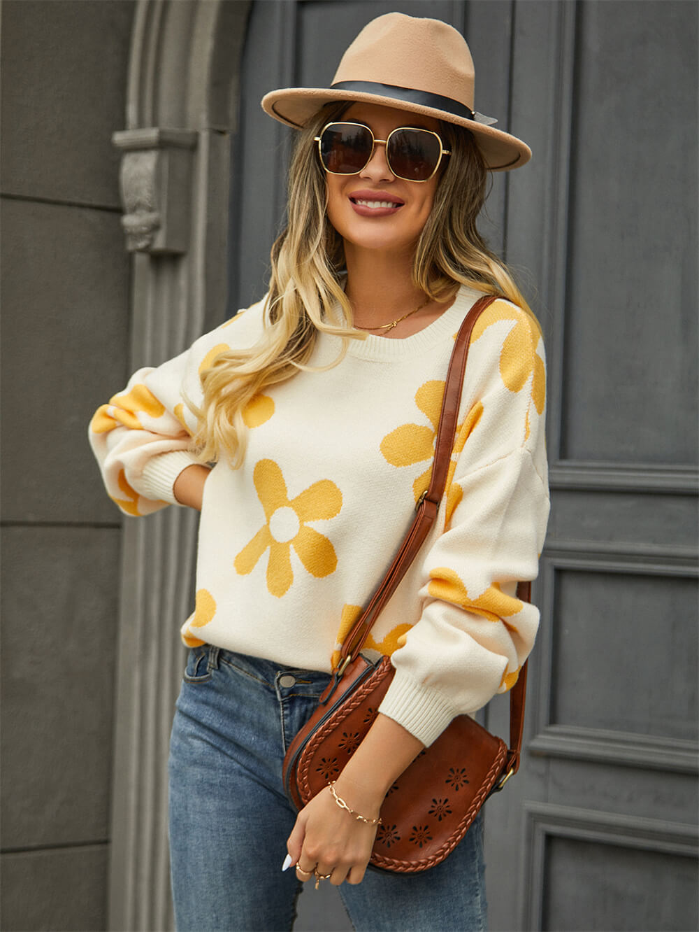 Fall Mega Daisy Pullover Sweater - Yellow