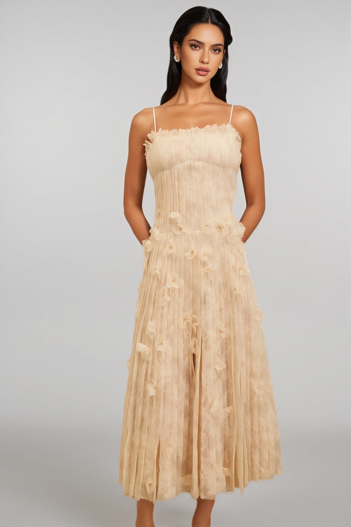 Urikd 3d Flower Strapless Maxi Dress