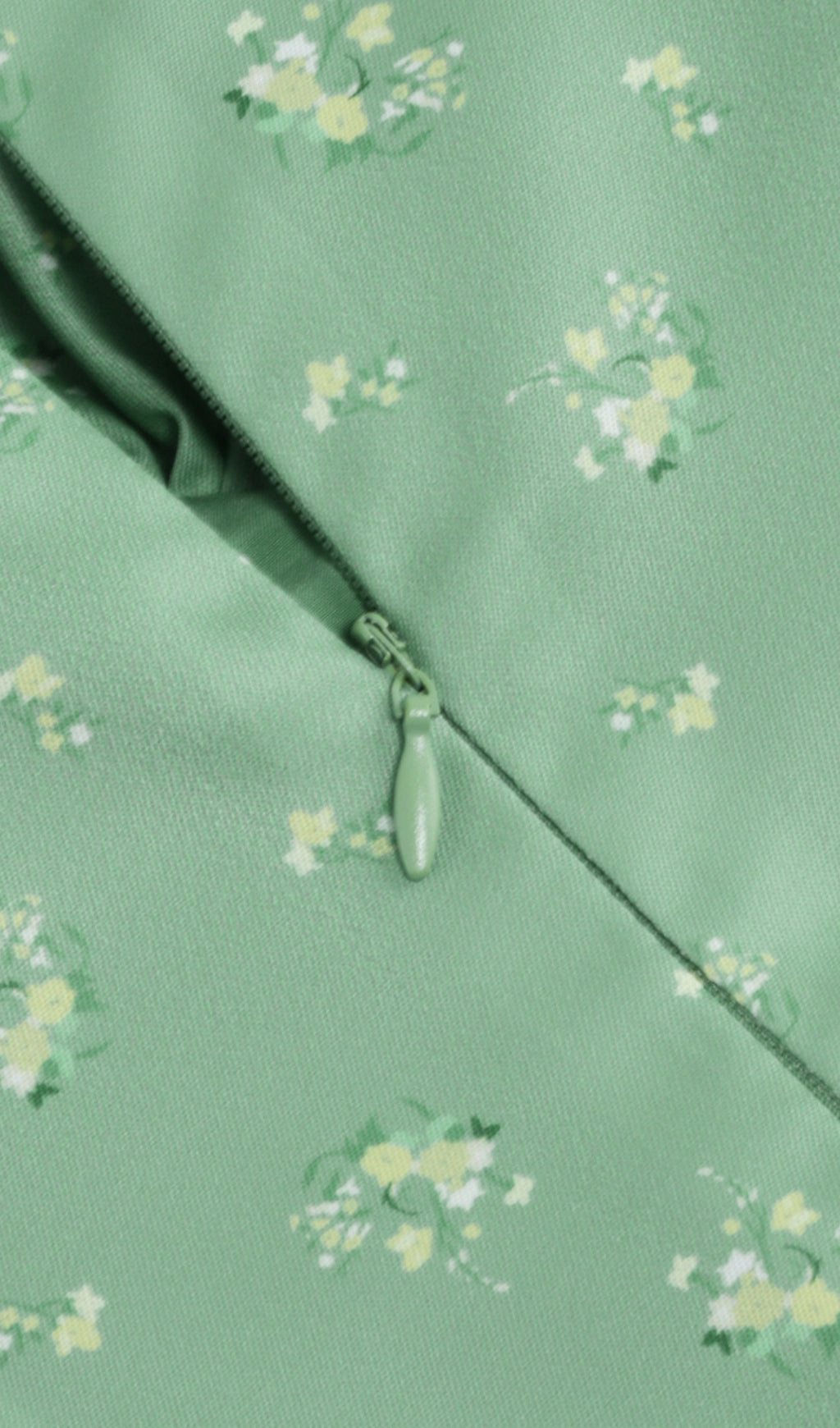 Puff Sleeve Midi Dress in Green