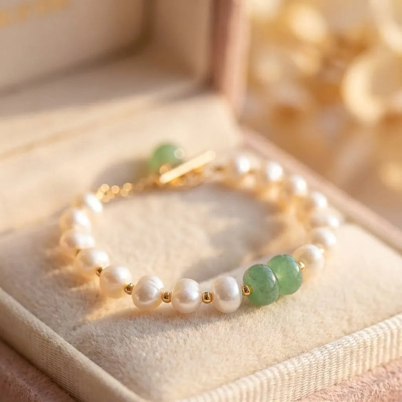 Vintage Pearl Charm Wrist Bracelet