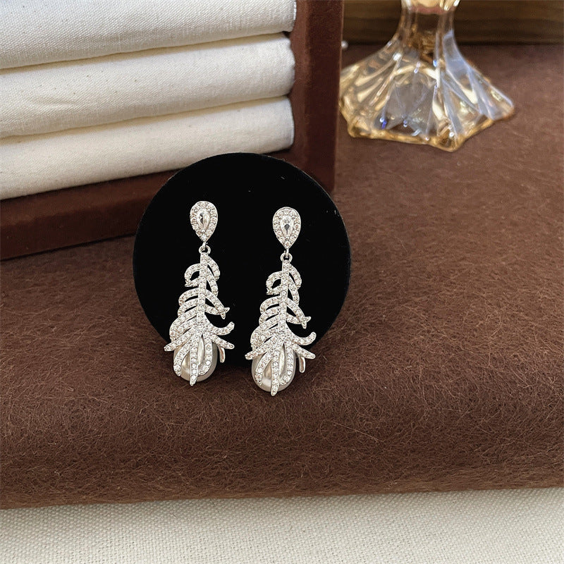 Elegant Leaf Drop Earrings