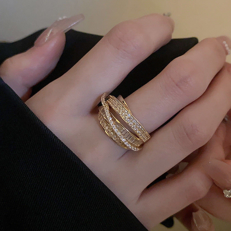 Elegant Gold Diamond Ring