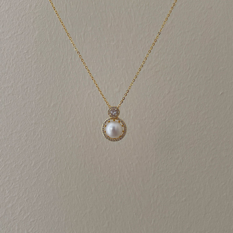 Elegant Pearl Necklace