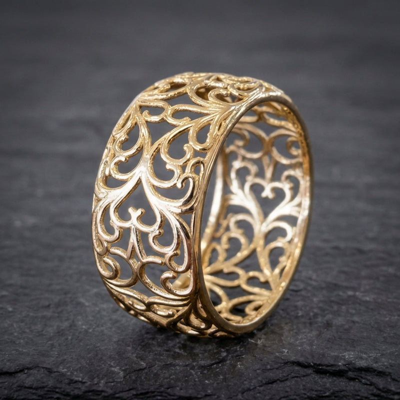 Vintage Golden Hollow Ivy Ring