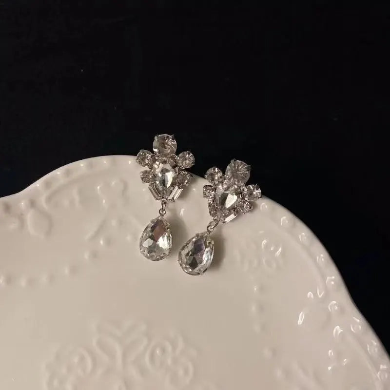 Elegant Teardrop Dangle Drop