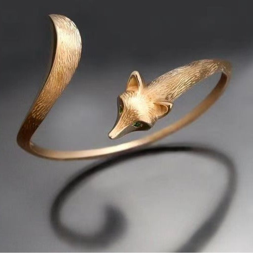 Elegant Fox Ring