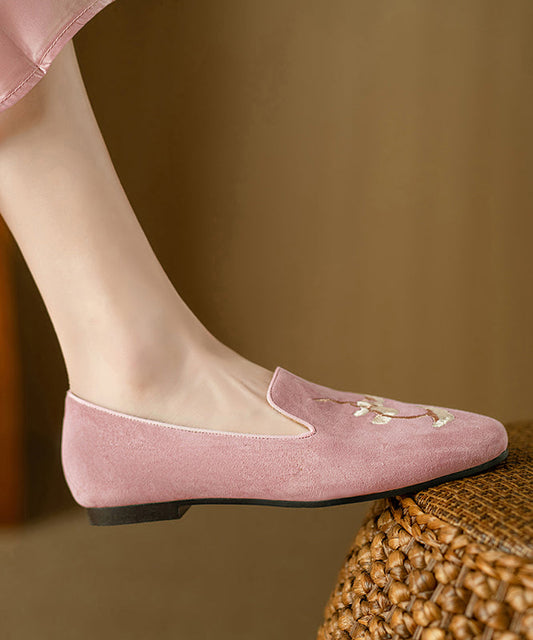 Pink Embroidery Suede Flat Shoes for Retro