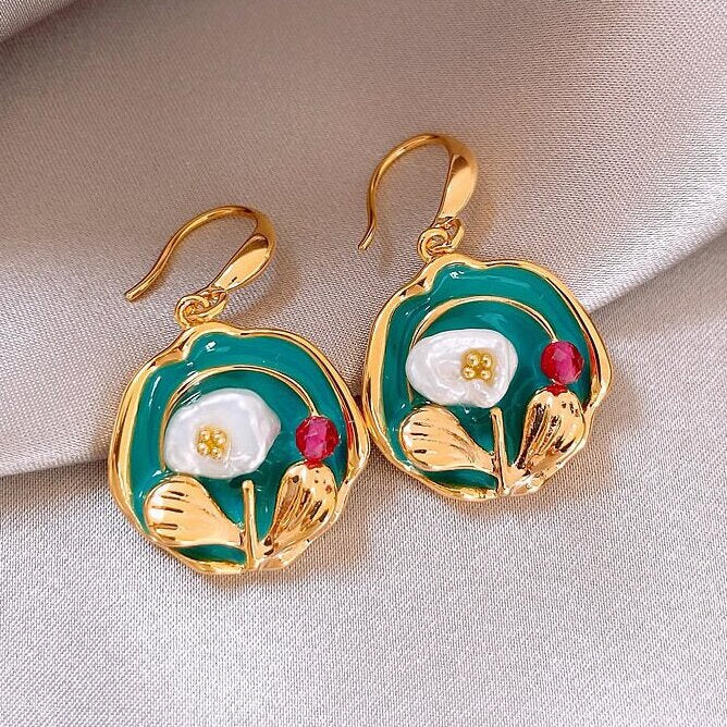 Elegant Floral Earrings
