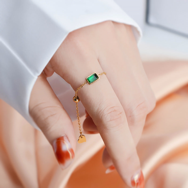 Elegant Emerald Ring