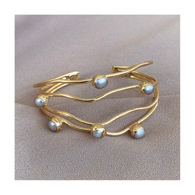 Elegant Pearl Bracelet
