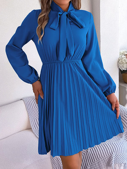 Long Sleeves Loose Pleated Color Tied Mock Neck Mini Dresses