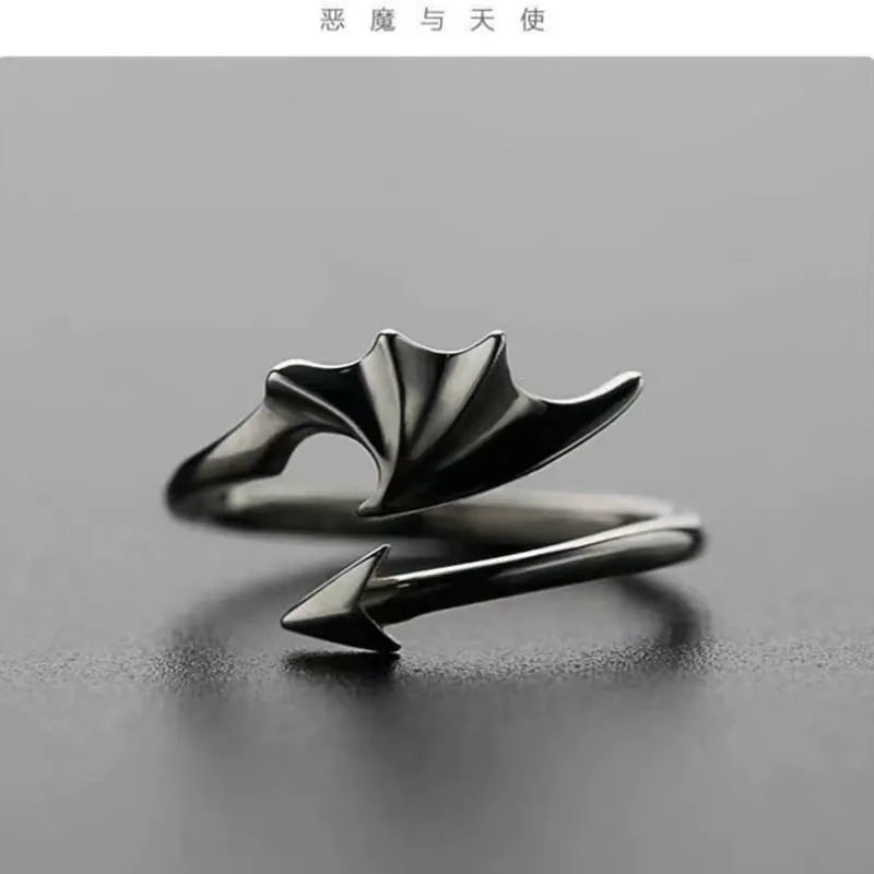 Statement Wing Ring