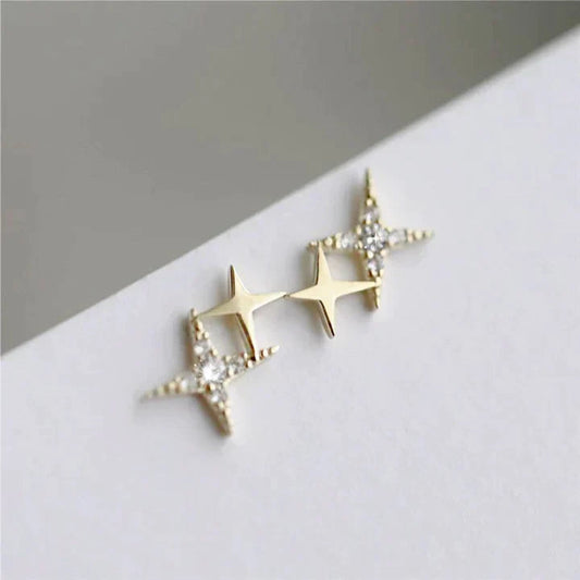 Star Stud Earrings With Zirconia in Gold