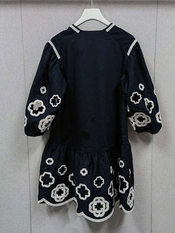 A-line Loose Contrast Color Embroidered Hollow Tied Round-neck Mini Dresses