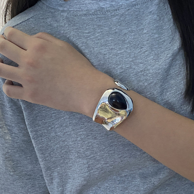 Statement Onyx Bracelet