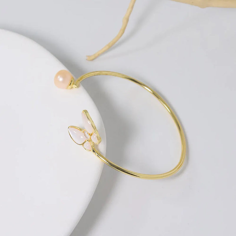 Elegant Pearl Charm Bracelet