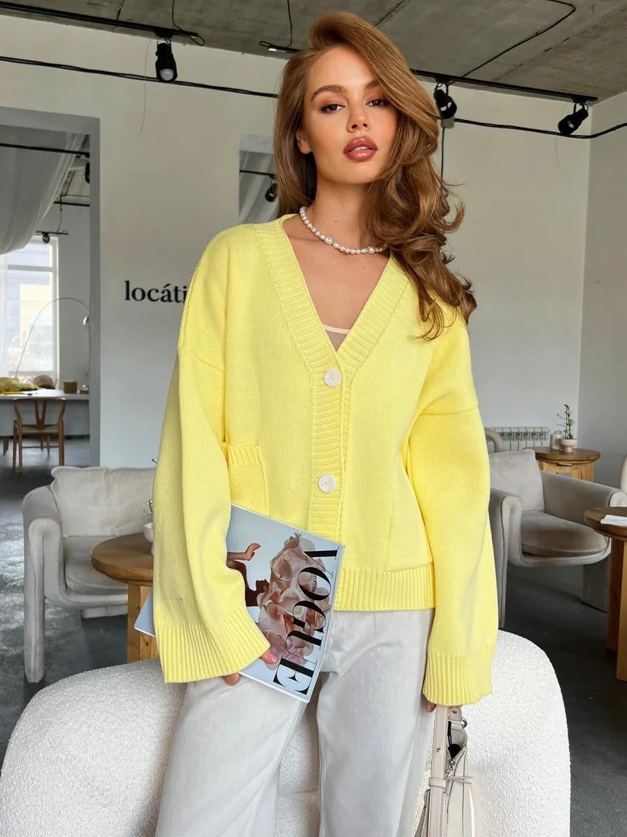 V-neck Pocket Knit Cardigan