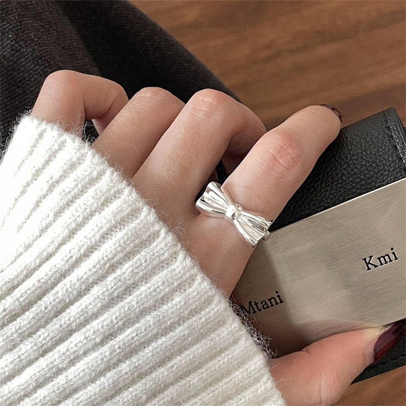 Elegant Bow Ring