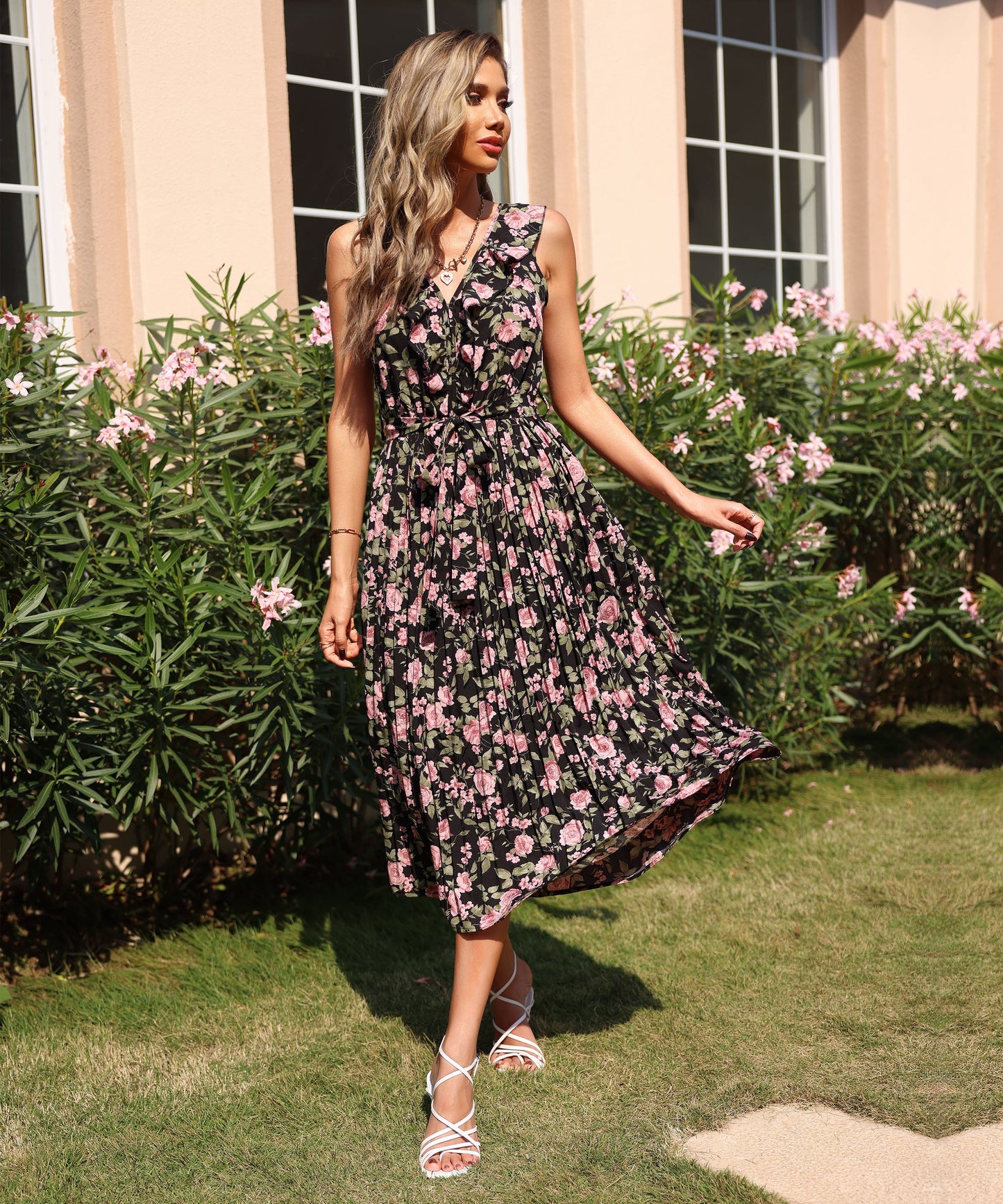Nicolene Maxi Dress - Black Print