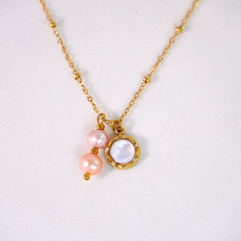 Elegant Pearl Necklace