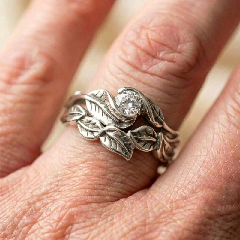 Vintage Silver Leaf Zirconia Ring