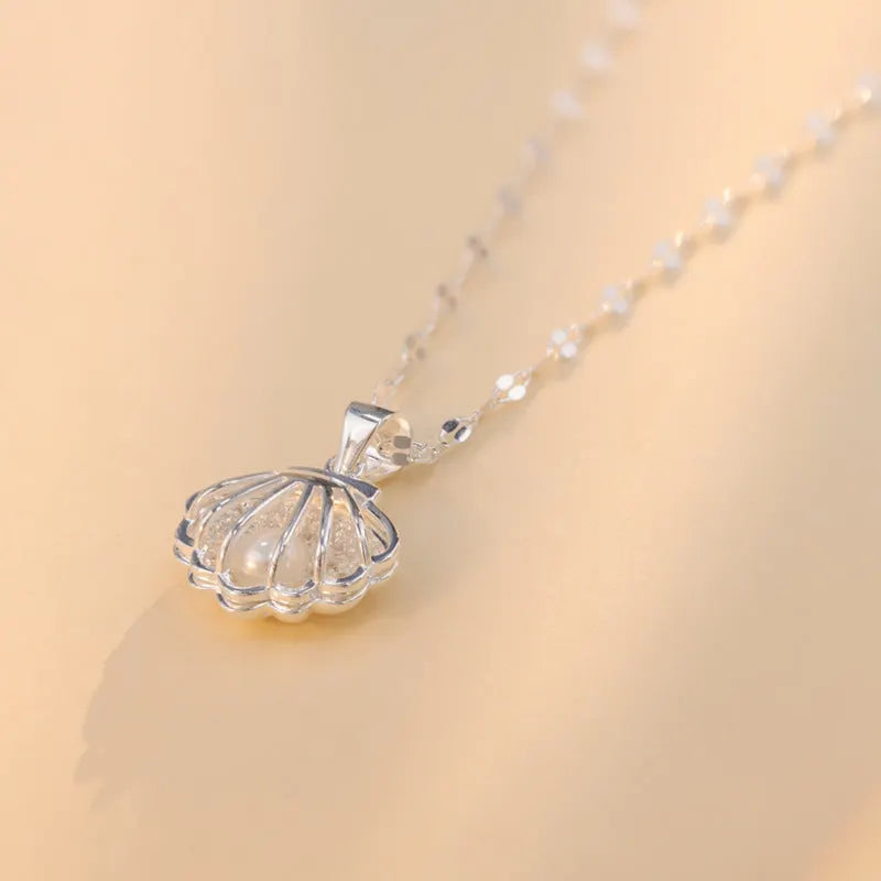 Elegant Pearl Shell Necklace