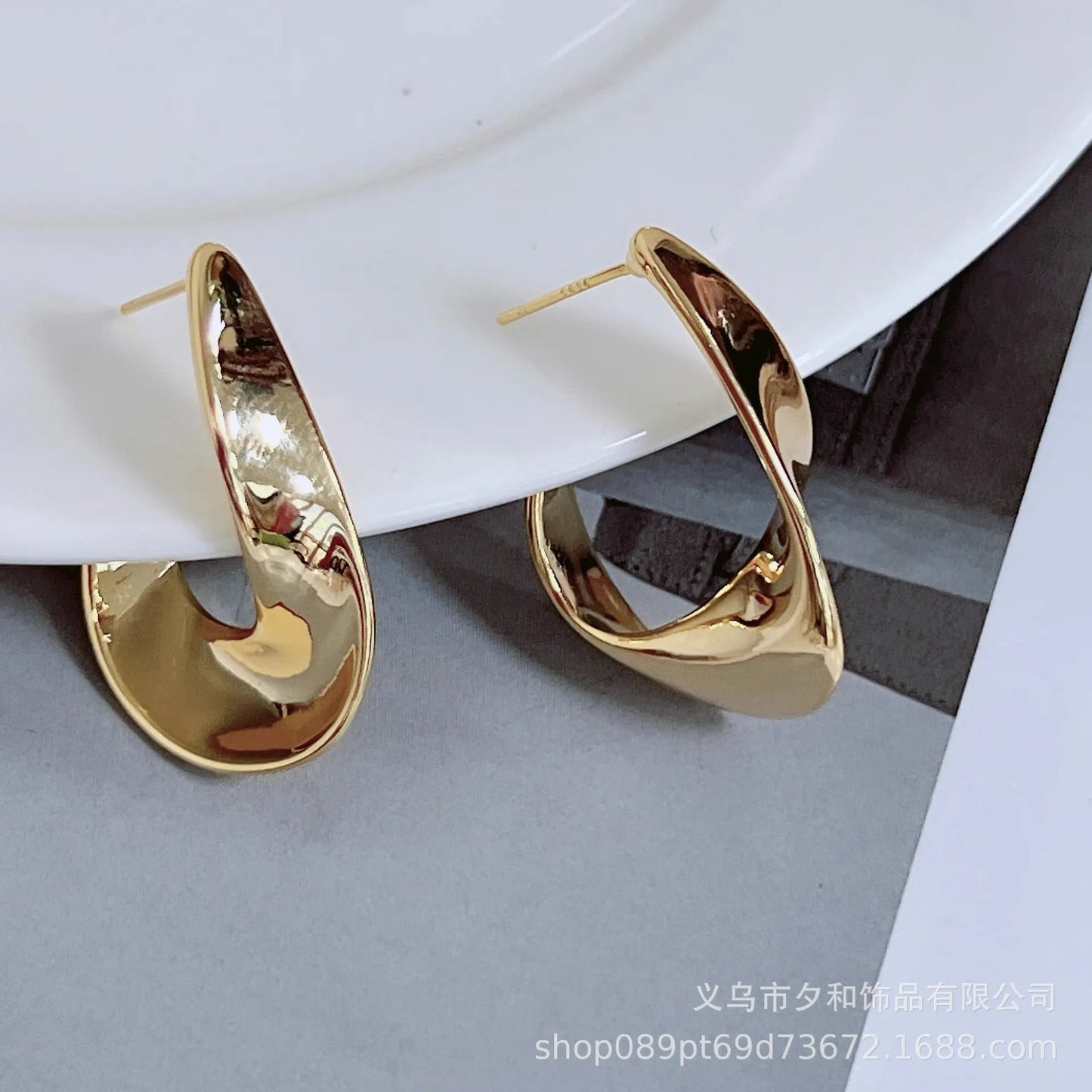 Classic Gold Hoop Earrings