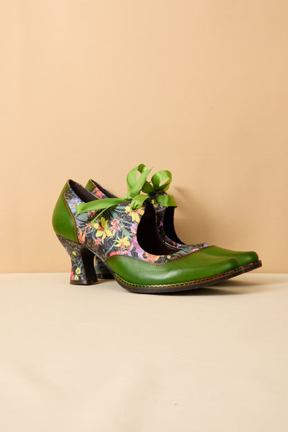 Soffia | Romance Novel Leather Pump