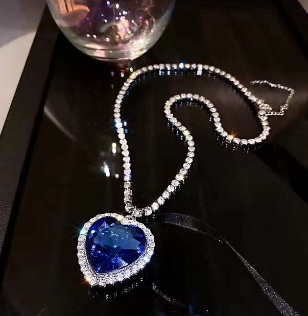 Vintage Inlaid Rhinestone Blue Stone
