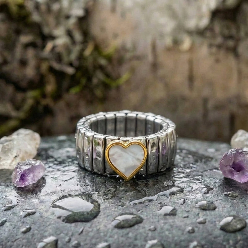 Classic Heart Shell Ring