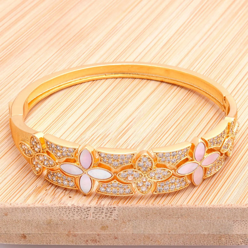 Elegant Floral Bracelet