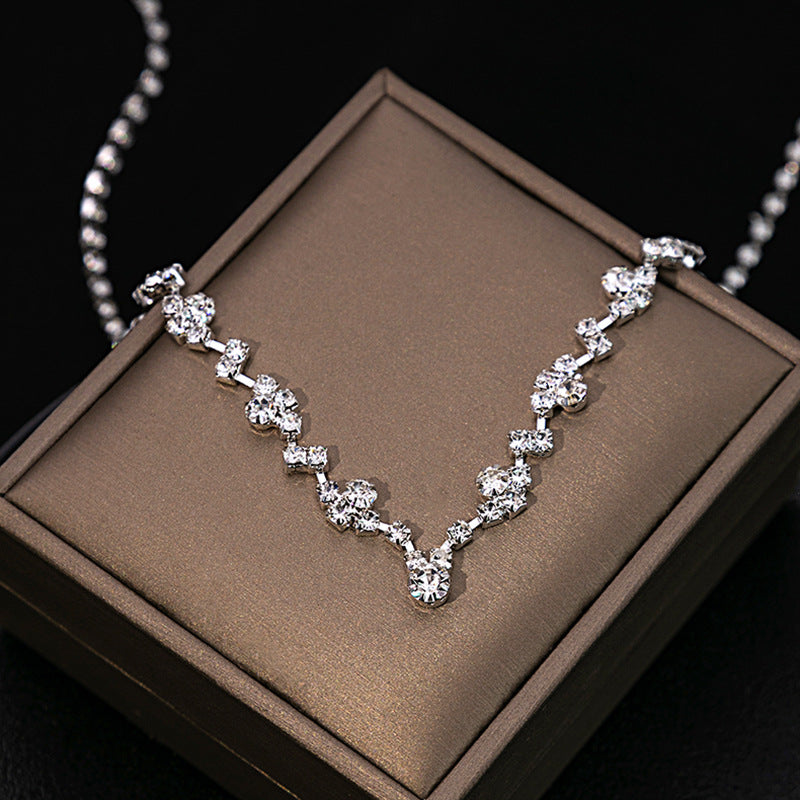 Elegant Diamond Necklace