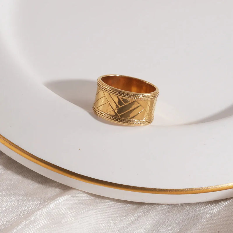 Vintage Gold Ring