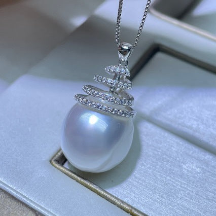 Elegant Pearl Necklace