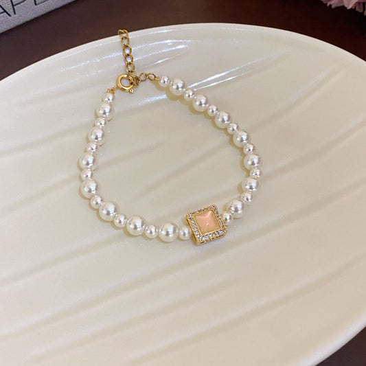 Elegant Pearl Bracelet