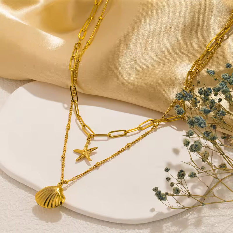 Elegant Gold Shell Necklace