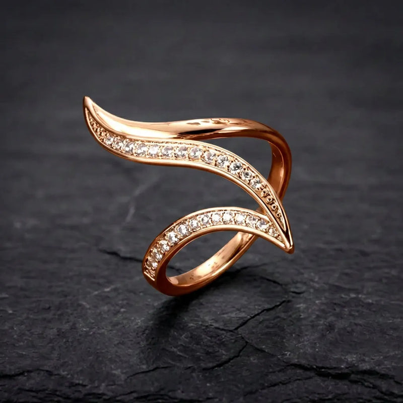 Curve Zircon Rose Gold Ring